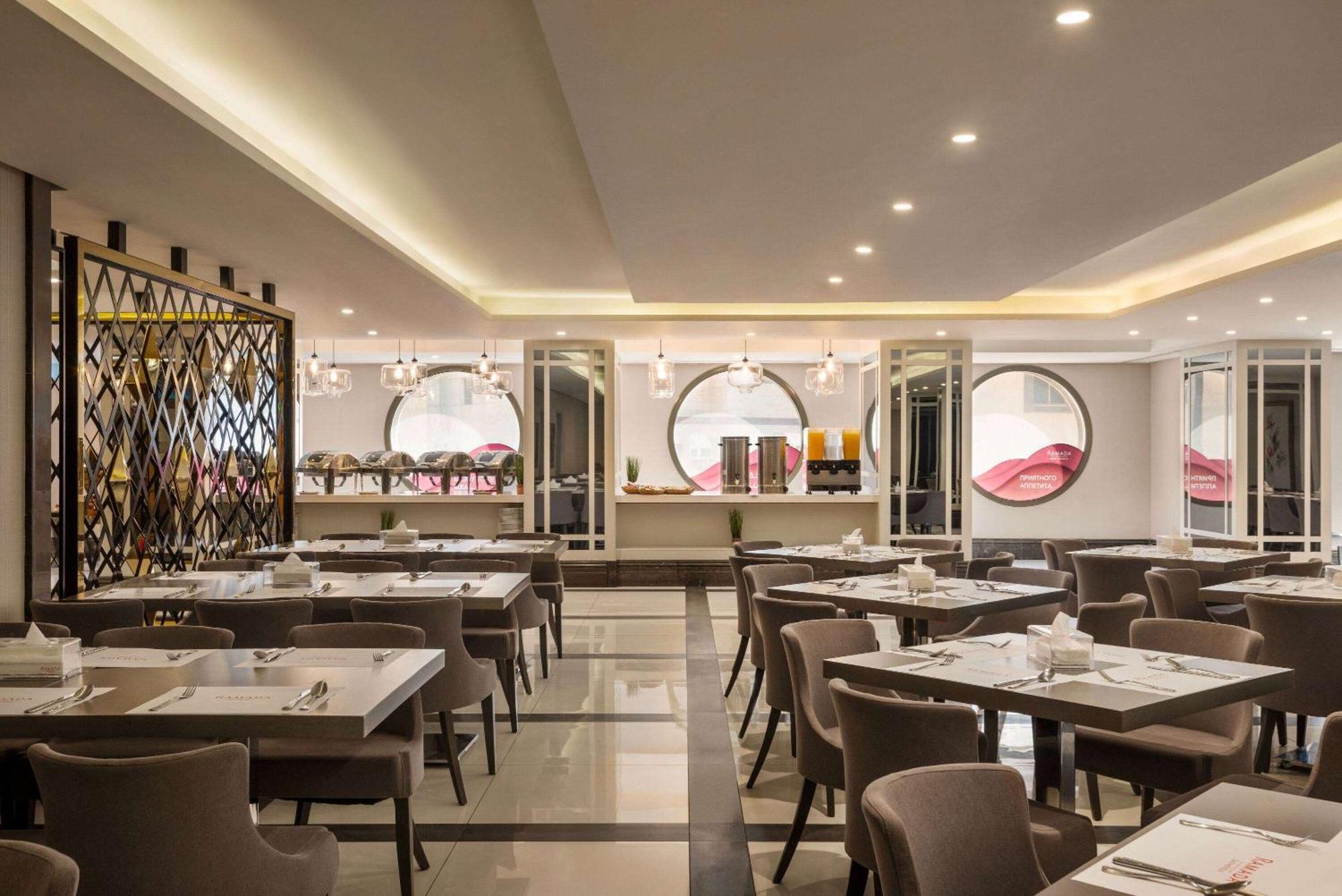 Ramada By Wyndham Makkah Zad Al Tayseer Mecca Exterior foto