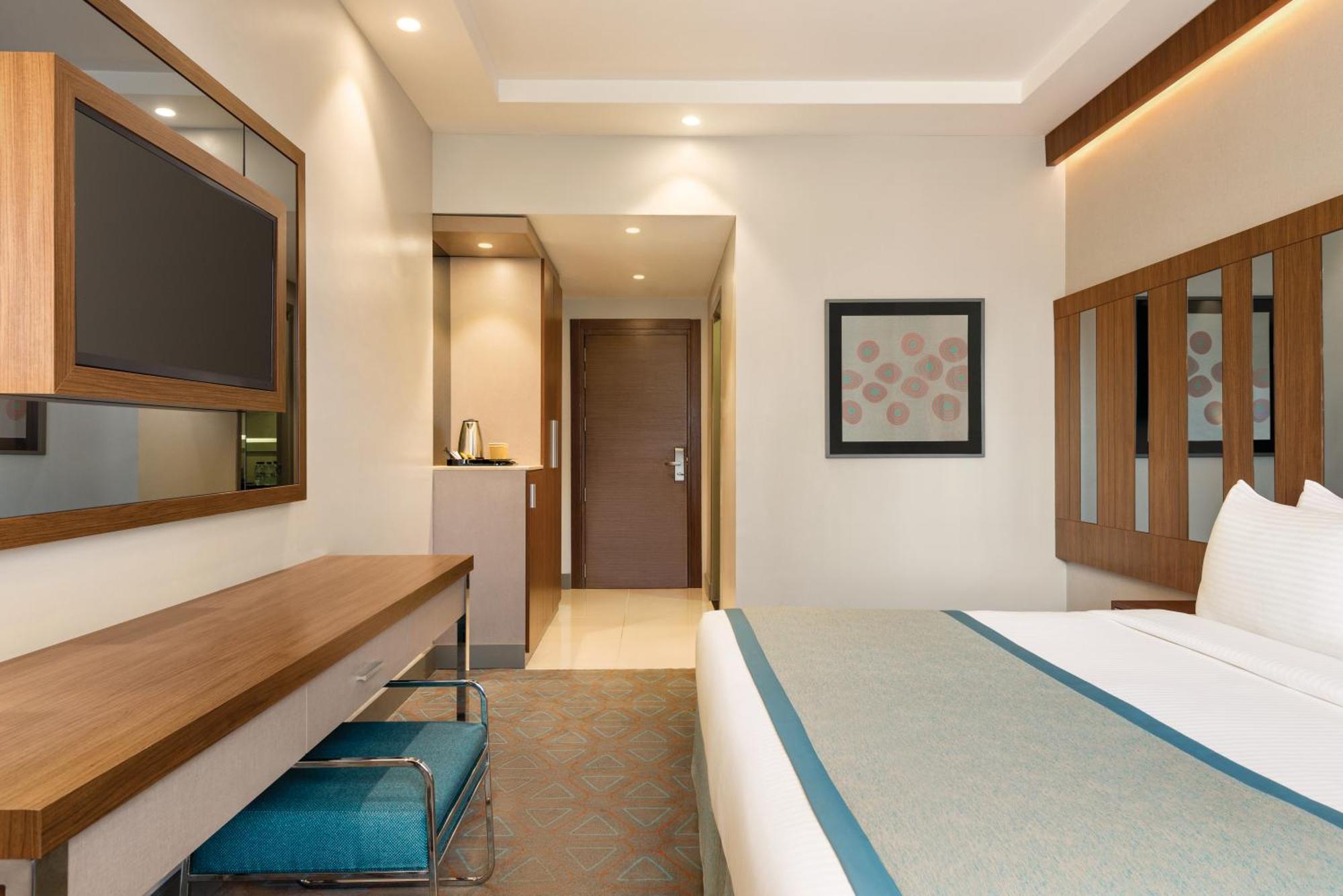 Ramada By Wyndham Makkah Zad Al Tayseer Mecca Exterior foto